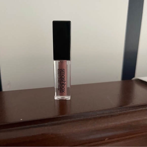 Smashbox Always On Longwear Matte Liquid Lipstick Shade Stepping Out NWT - Picture 10 of 11